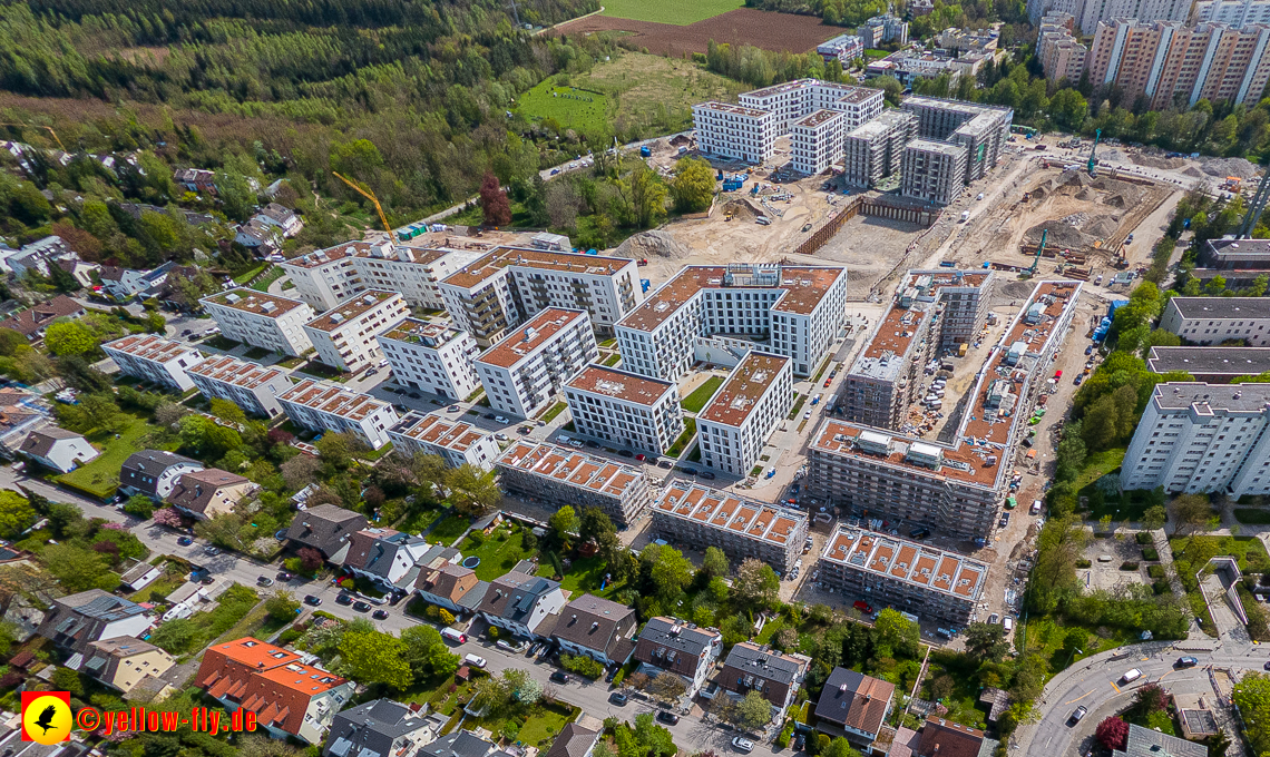 04.05.2023 - Luftbilder vom Alexisqaurtier und Pandion Verde in Neuperlach